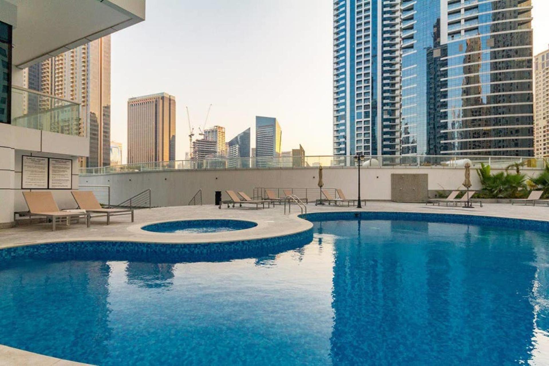 Continental Tower, Dubai Marina - Luton Vacation Homes Esterno foto